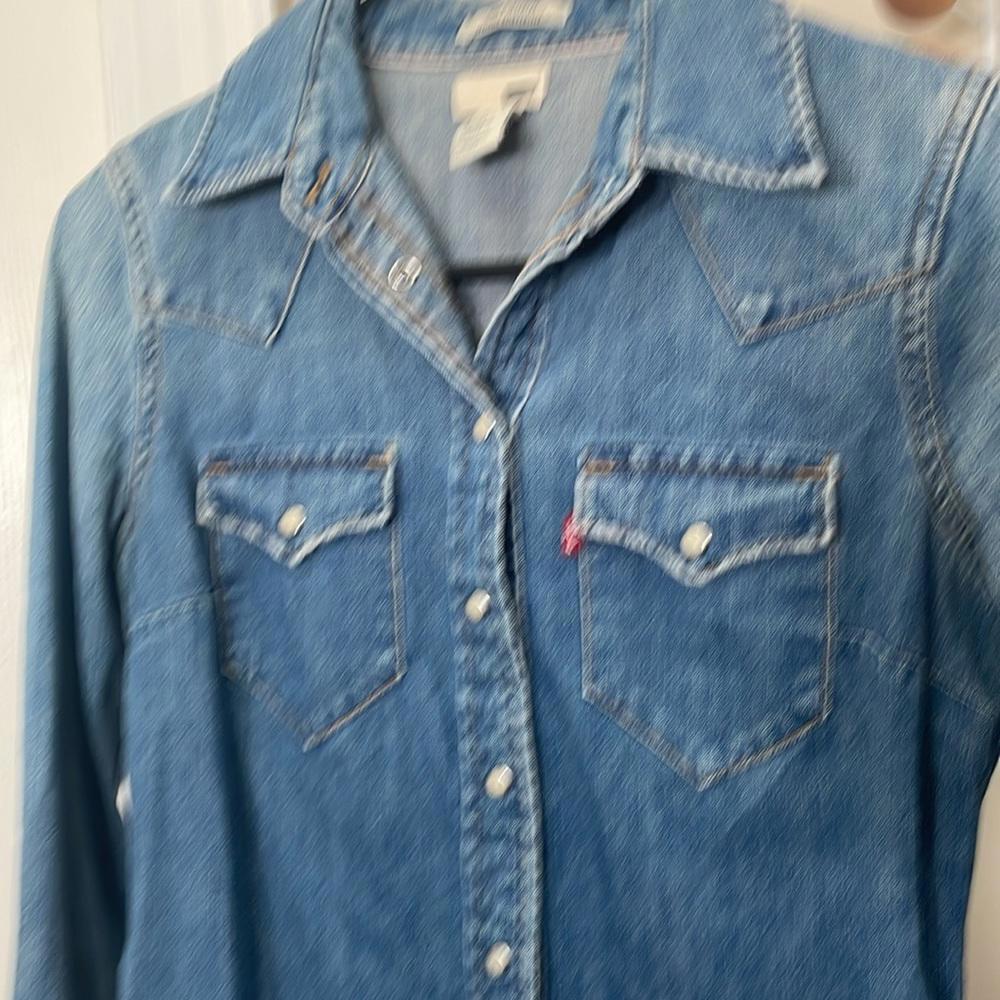 Levi's - Chambray Pearl Button Down Long Sleeve S… - image 3